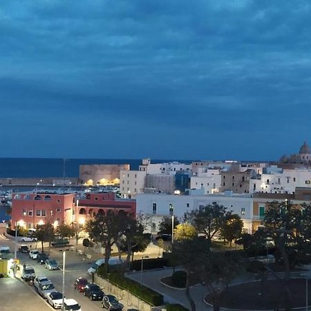 Apartament La Casa Di Gino Monopoli Zewnętrze zdjęcie